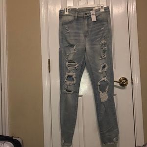 NWT American Eagle distressed jeans